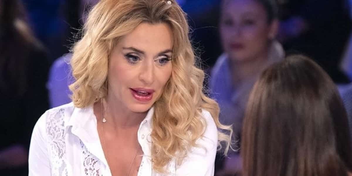 Valeria Marini A Verissimo Il Desiderio Di Un Nuovo Matrimonio Video