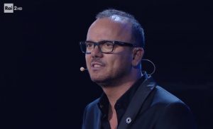 Gigi D'Alessio, giudice a