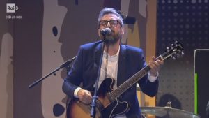 Chi è Brunori SAS, cantante in gara a Sanremo 2025?