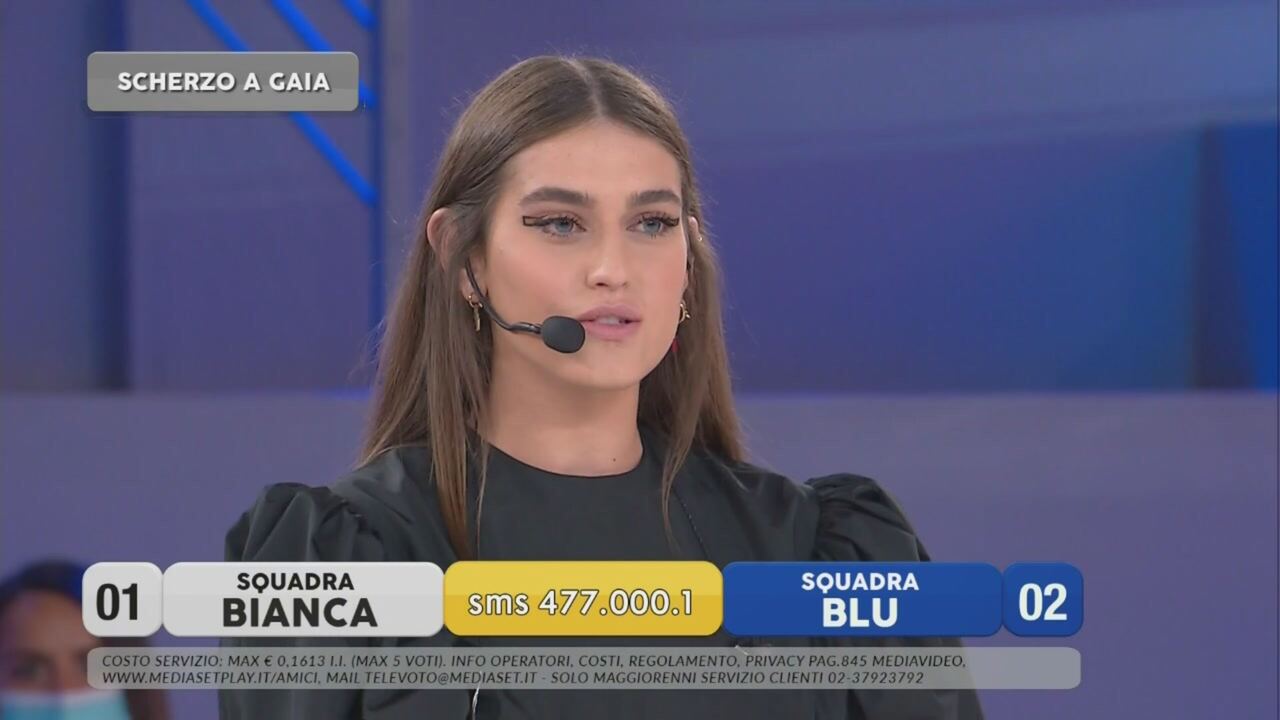 Amici Speciali 2020: Gaia Gozzi accusata di plagio? No è solo uno scherzo!  | Video Witty Tv