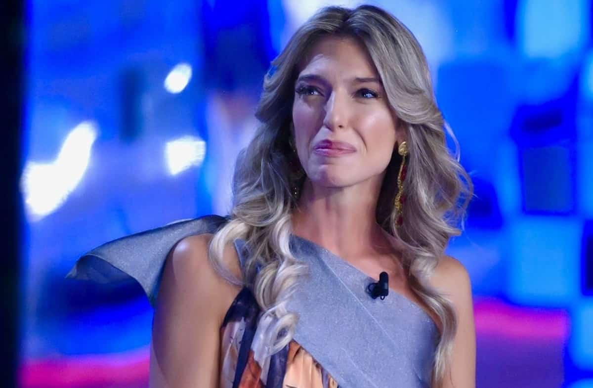 Guenda Goria a Verissimo: “Mio figlio ha subito un intervento molto complicato” | Video Mediaset