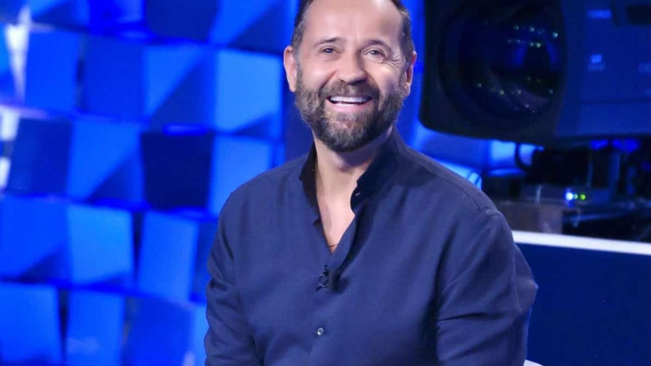 fabio volo a verissimo l amore il film e il nuovo libro video mediaset