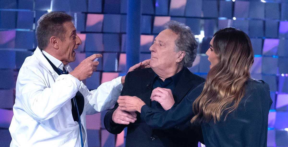 Ezio Greggio Ed Enzo Iacchetti A Verissimo: Torniamo A Striscia | Video