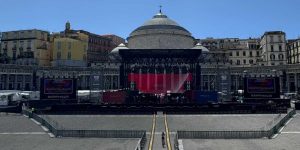 Concerto Radio Italia Live 2024 a Napoli di stasera: la scaletta, l’ordine di uscita dei cantanti e dove vederlo in tv e streaming