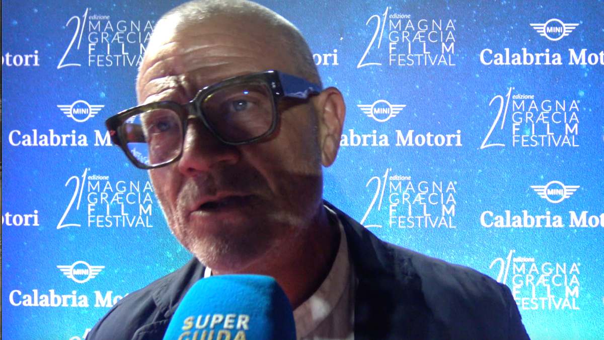 Giulio Golia al Magna Graecia Film Festival: “Fare Le Iene non è una cosa semplice. Le storie che racconto? Sono che scelgono me” – Intervista