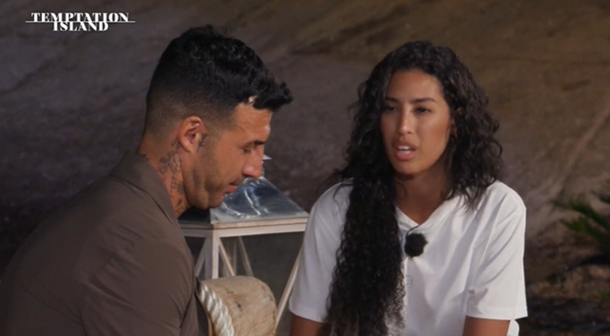 Temptation Island 2024, Sara e Fabio escono insieme: un falò molto acceso e animato | Video Witty Tv