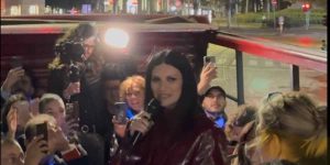 Laura Pausini lancia il nuovo singolo