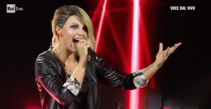 Amelia Villano imita Emma a Tale e Quale Show 2024: l’esibizione | Video Rai