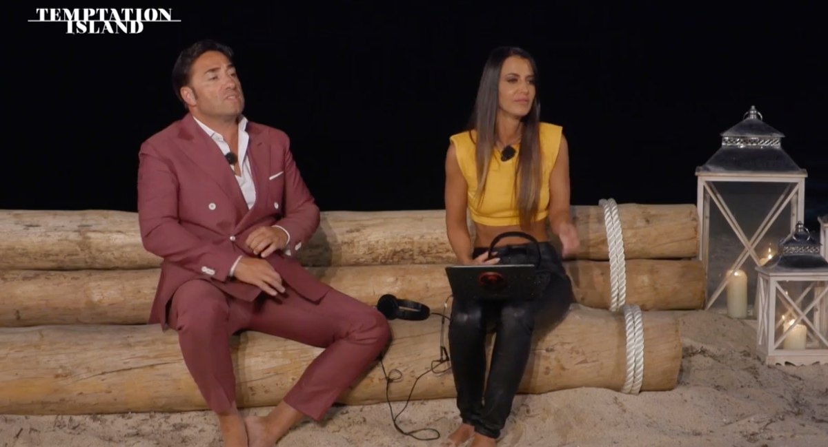 Temptation Island, il falò di confronto tra Diandra e Valerio: si lasceranno o usciranno insieme? | Video Witty Tv