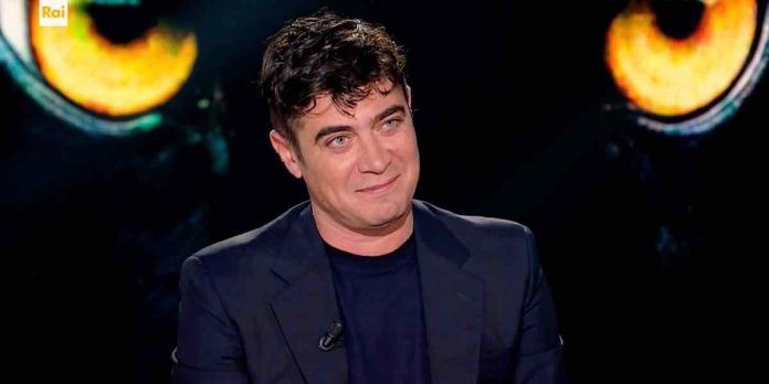 Riccardo Scamarcio a Belve