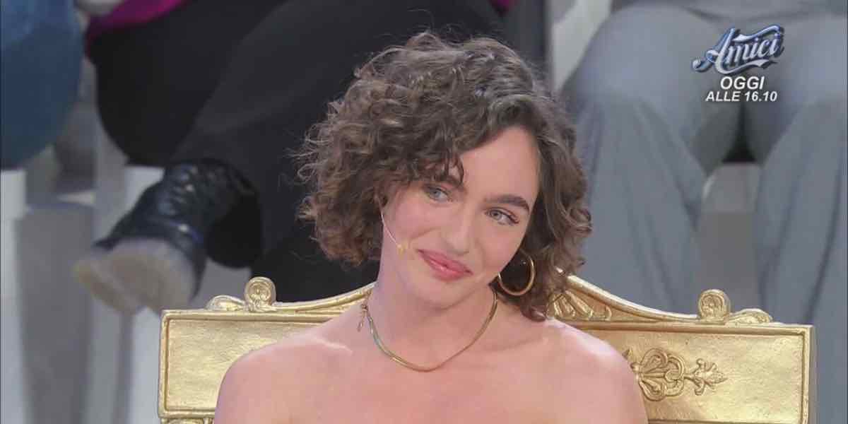 Uomini e Donne, Chiara Pompei è la nuova tronista del dating show | Video Witty Tv